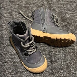 listing-status-banner